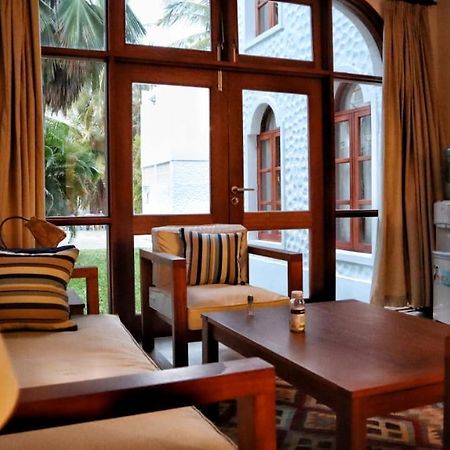 Mbili Kuwili Studio Suites 迪亚尼海滩 外观 照片