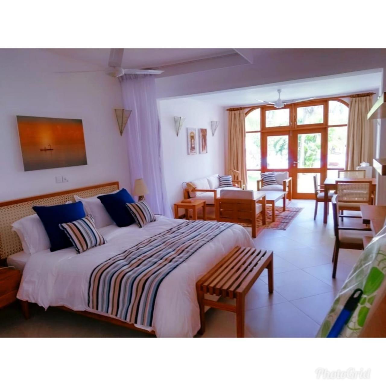 Mbili Kuwili Studio Suites 迪亚尼海滩 外观 照片
